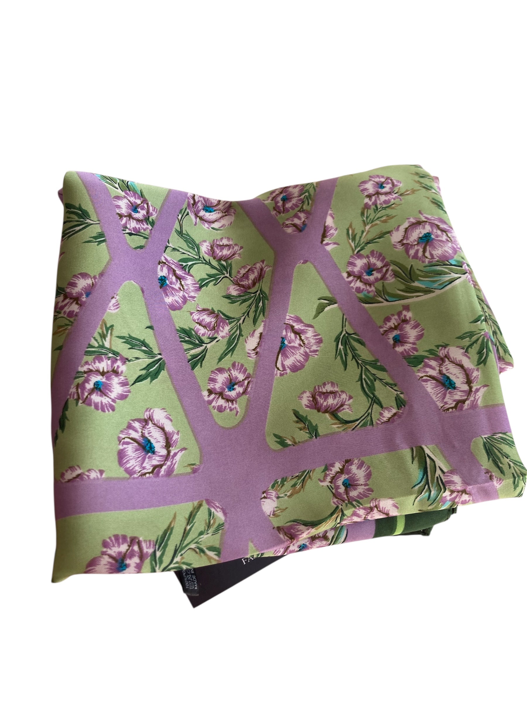 Purple pañoleta